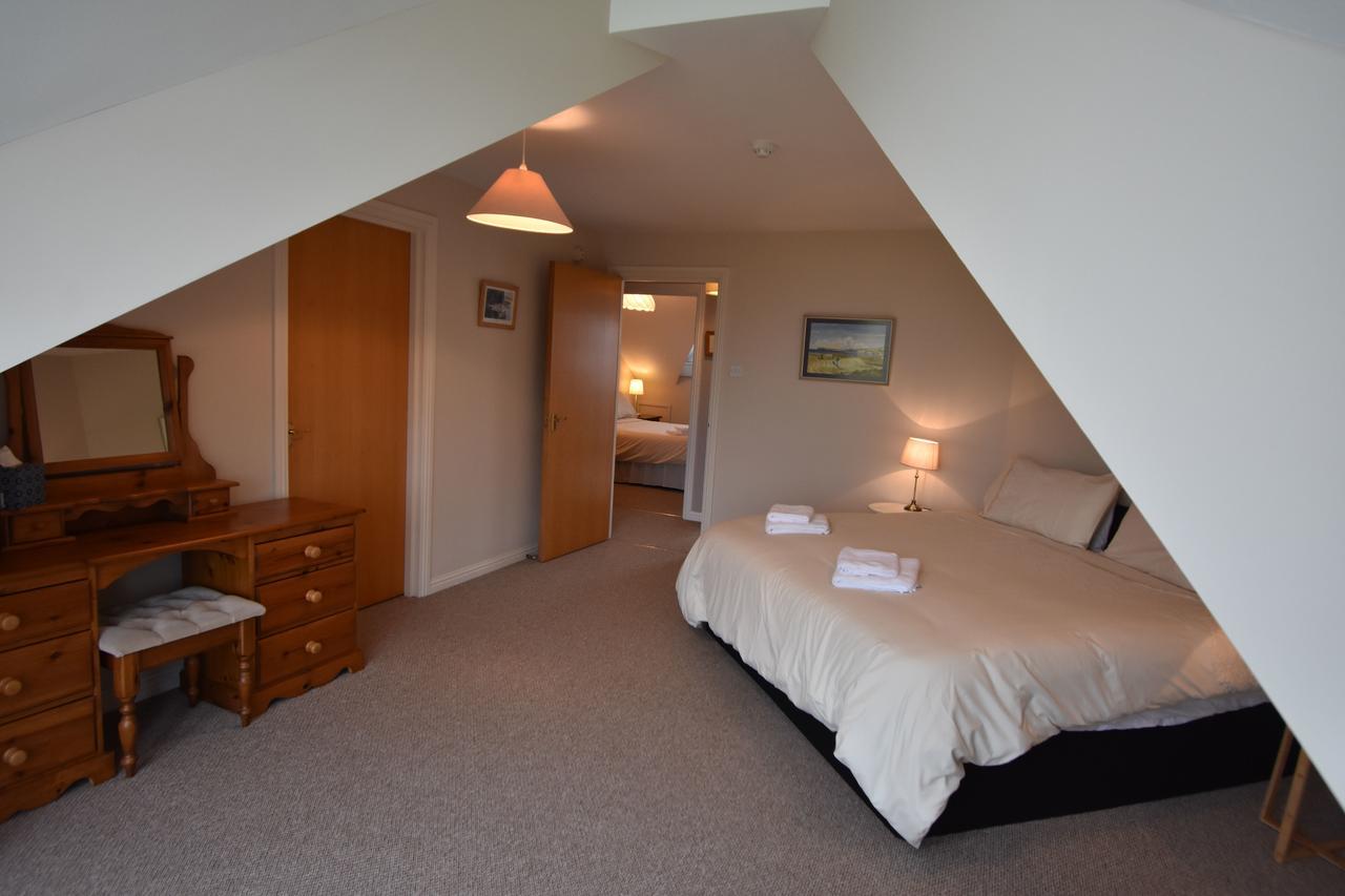 The Links Apartment Portrush Luaran gambar